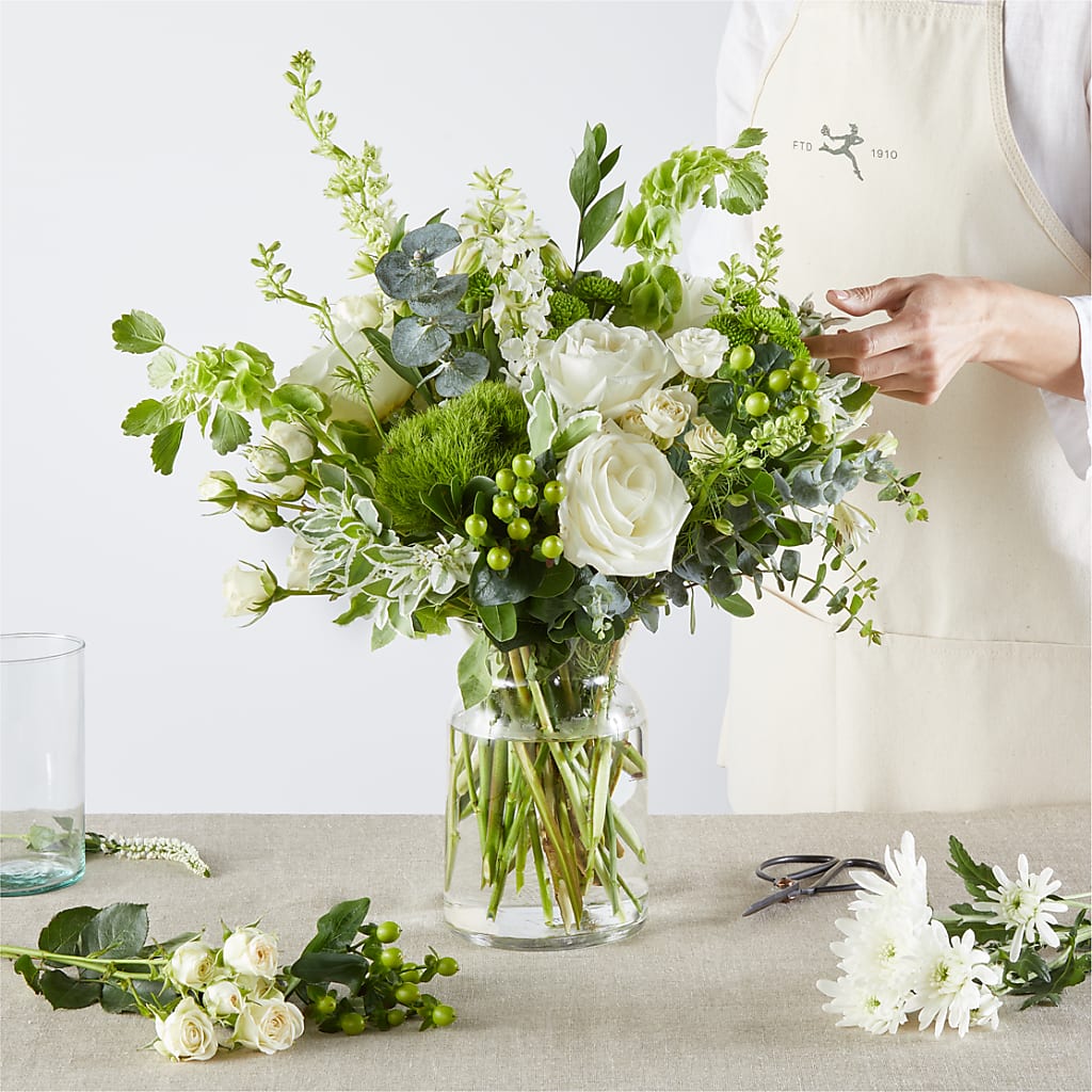 Irish Garden - A Florist Original – Rose And Silk Florist Llc, Lewisville TX