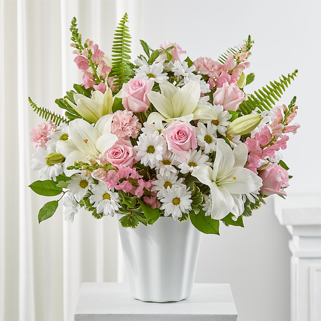 Soft Touch Tabletop Basket – Rose And Silk Florist Llc, Lewisville TX