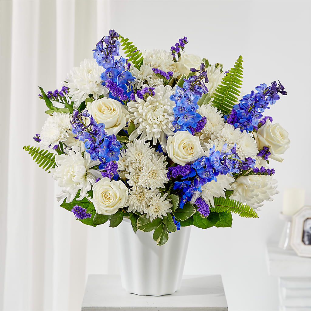 Hold Dear Tabletop Basket – Rose And Silk Florist Llc, Lewisville TX