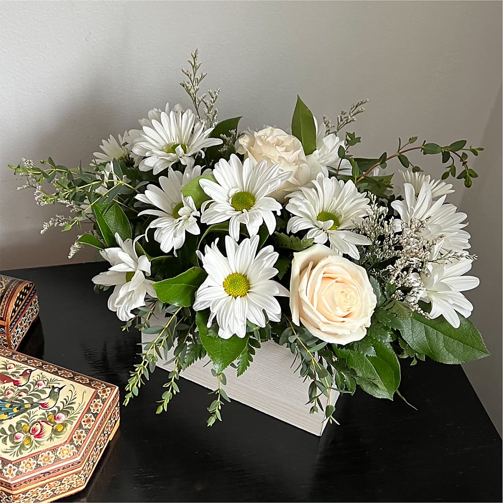 Fresh Linen Box Bouquet –  Rose And Silk Florist Llc, Lewisville TX