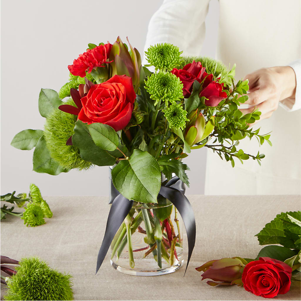 Heritage Kindle – A Florist Original –  Rose And Silk Florist Llc, Lewisville TX