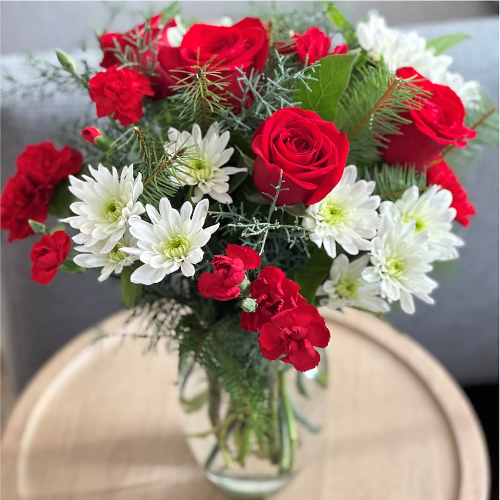Seasonal Magic Bouquet –  Rose And Silk Florist Llc, Lewisville TX
