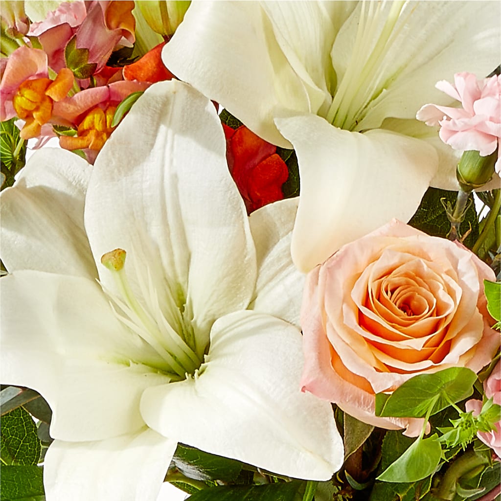 Grapefruit Splash Bouquet –  Rose And Silk Florist Llc, Lewisville TX