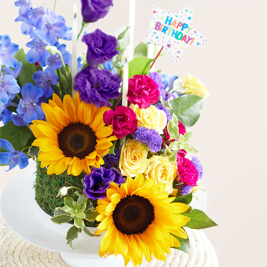Star of the Day Floral Cake –  Rose And Silk Florist Llc, Lewisville TX